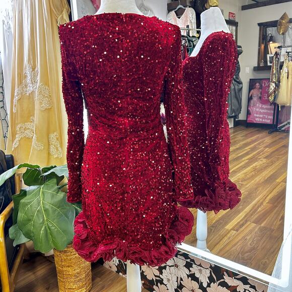 Red Sequin Sexy NYE Coquette Party Dress Rosette Hem Mini Sweetheart Holiday SM - Picture 6 of 9